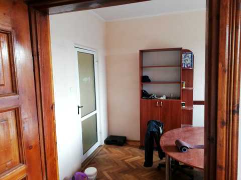 коммерческая по адресу Бескидская ул., 3