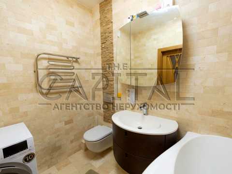 квартира за адресою Регенераторна вул., 4 к1