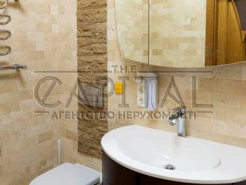квартира за адресою Регенераторна вул., 4 к1