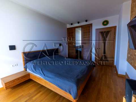 квартира за адресою Регенераторна вул., 4 к1