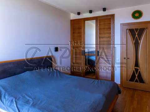 квартира за адресою Регенераторна вул., 4 к1