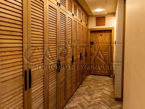 квартира за адресою Регенераторна вул., 4 к1