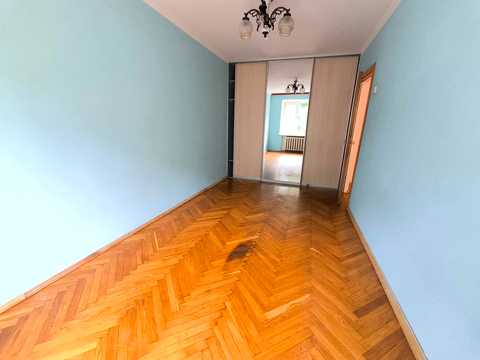 квартира за адресою Космонавтів просп., 35