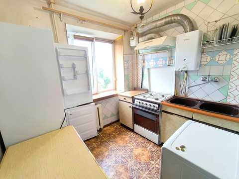 квартира за адресою Космонавтів просп., 35