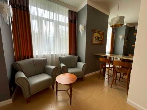 квартира за адресою Заньковецької вул., 8