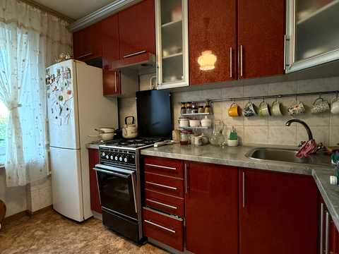 квартира за адресою Перемоги просп., 143