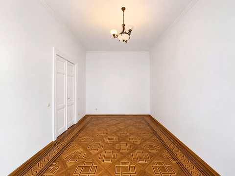 квартира за адресою Пантелеймона Куліша вул., 16
