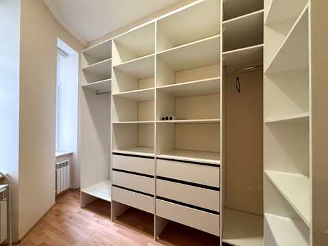 квартира за адресою Пантелеймона Куліша вул., 16