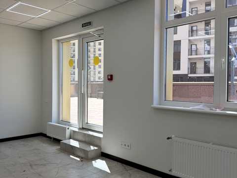комерційна за адресою Краснова вул., (65 перлина)