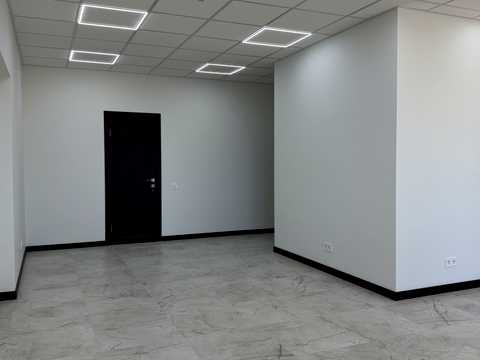 комерційна за адресою Краснова вул., (65 перлина)