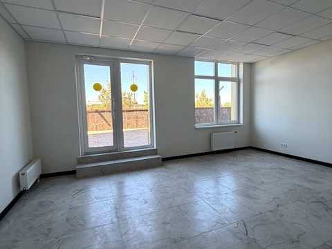 коммерческая по адресу Краснова ул., (67 перлина)