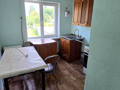квартира за адресою Шкільна, 9