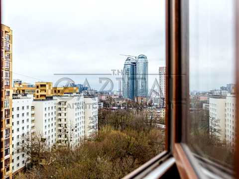квартира за адресою Євгена Коновальця вул. (Щорса), 36-В