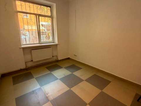 коммерческая по адресу Харьковская ул., 3