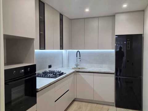 квартира за адресою Злуки просп., 7