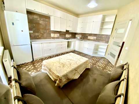 квартира за адресою Винна Гора вул., 8