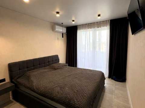 квартира за адресою Металургів просп., 38