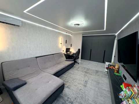 квартира за адресою Металургів просп., 38