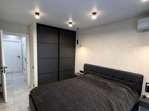 квартира за адресою Металургів просп., 38