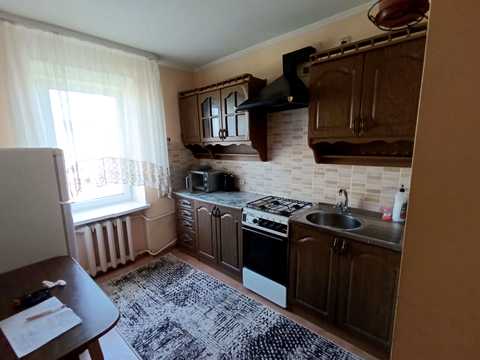 квартира за адресою Василя Симоненка вул., 7