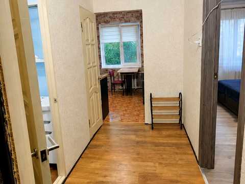 квартира за адресою Незалежності бульв. (50 років Жовтня), 6-Б