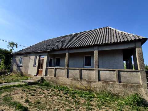 будинок за адресою Центральна