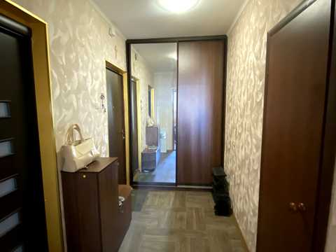 квартира за адресою Лариси Руденко вул., 21