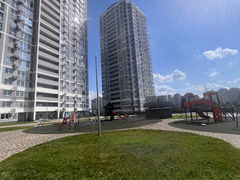 квартира по адресу Ревуцкого ул., 40-В