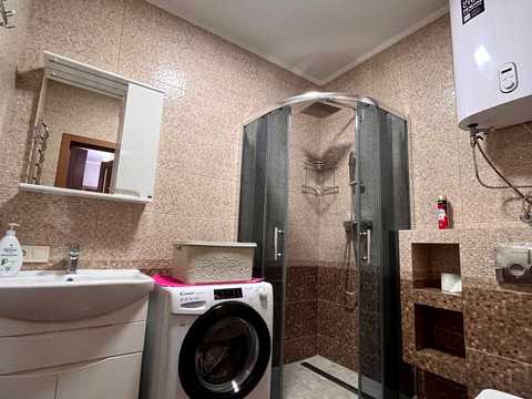квартира по адресу Ревуцкого ул., 40-В