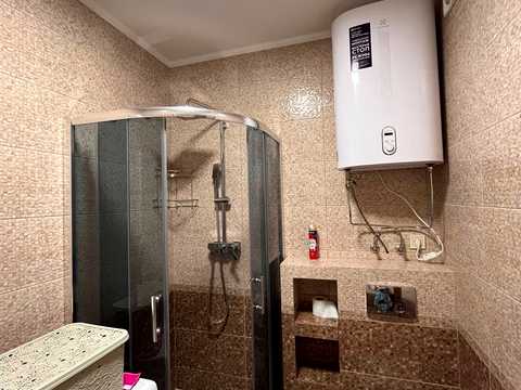 квартира по адресу Ревуцкого ул., 40-В