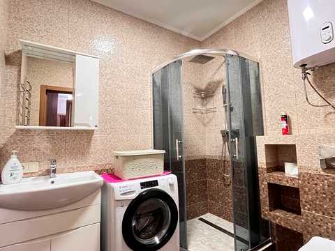 квартира по адресу Ревуцкого ул., 40-В