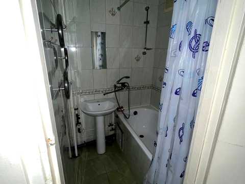 квартира за адресою Олега Мудрака вул. (Генерала Наумова), 25