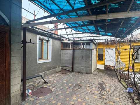 дом по адресу Бахмутская ул. (Курская), 58