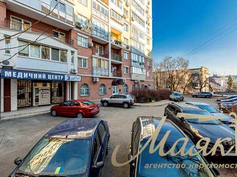 комерційна за адресою Київ, Сирецька вул., 32