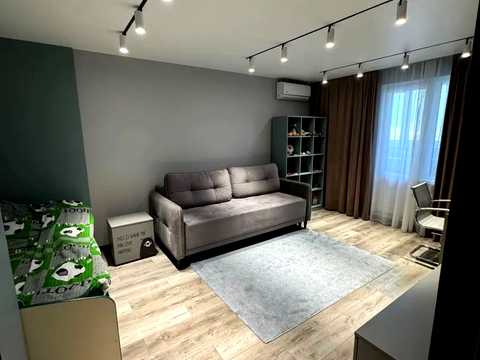 квартира за адресою Ревуцького вул., 54