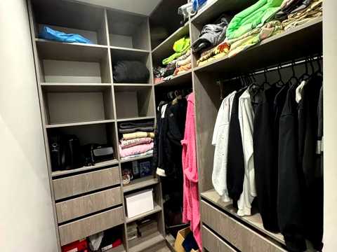 квартира за адресою Ревуцького вул., 54