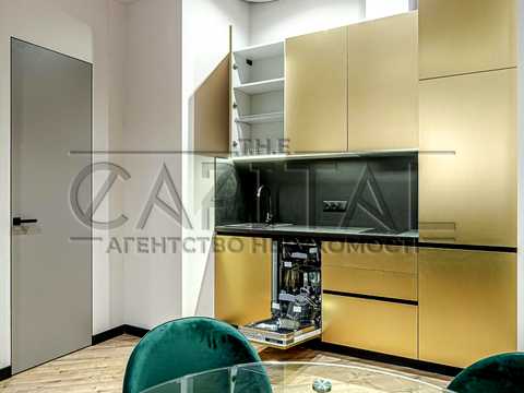 комерційна за адресою Київ, Голосіївська вул., 13