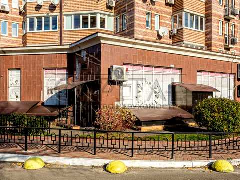 комерційна за адресою Київ, Голосіївська вул., 13