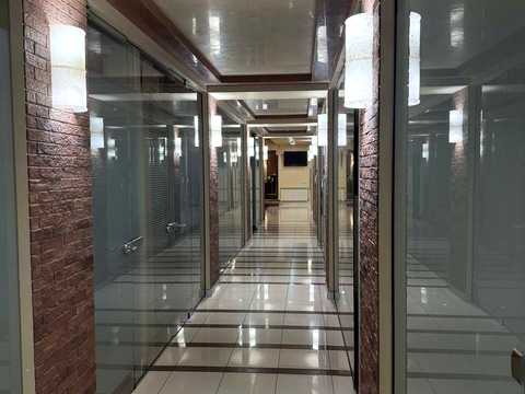комерційна за адресою Спаська вул., 5