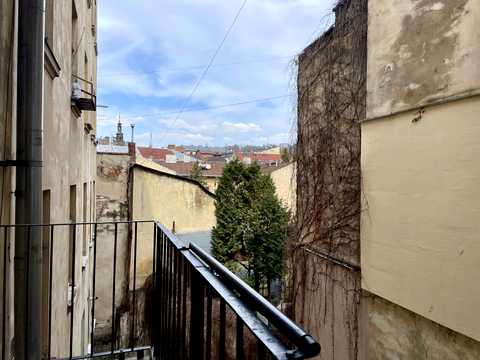 квартира за адресою Пекарська вул., 1