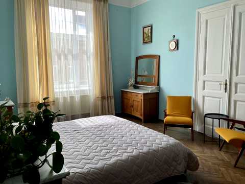 квартира за адресою Пекарська вул., 1