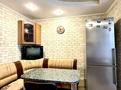 квартира за адресою Івана Миколайчука вул., 1
