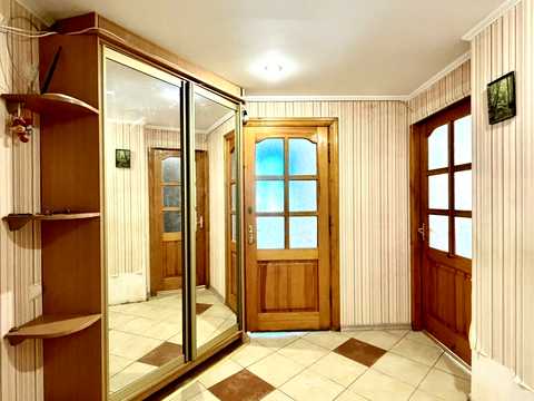 квартира за адресою Івана Миколайчука вул., 1