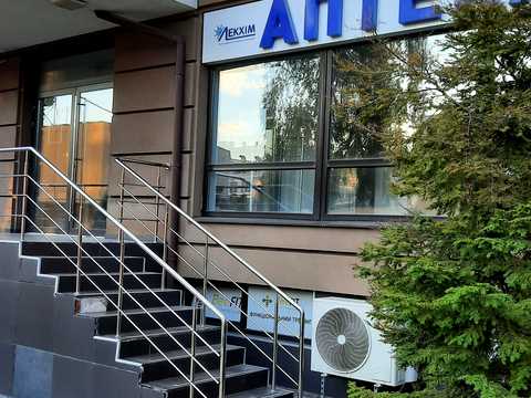 комерційна за адресою Журавлина вул., 2