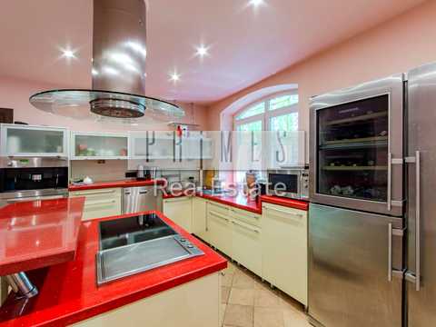 будинок за адресою Йова Борецького пров. (Панфіловців)