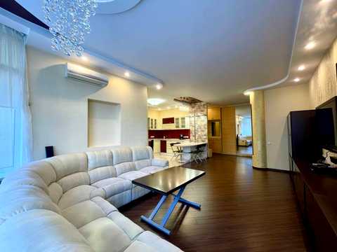 квартира за адресою Дмитрівська вул., 69