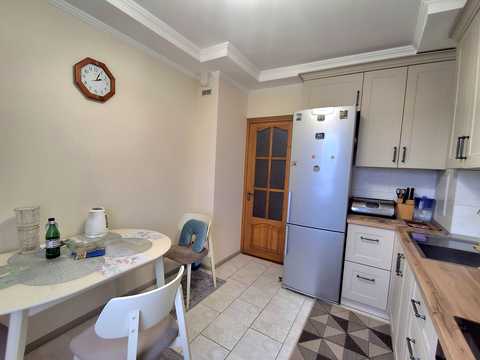 квартира по адресу Довженка ул., 1
