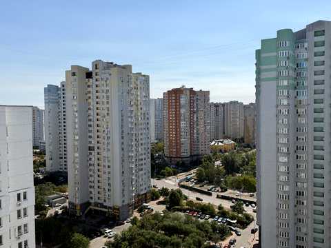 квартира за адресою Миколи Бажана просп., 10