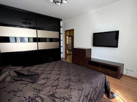 квартира за адресою Миколи Бажана просп., 10