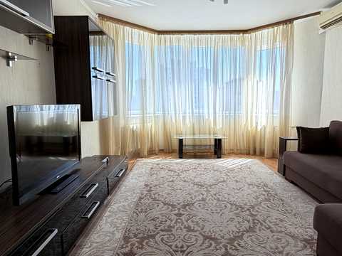 квартира за адресою Миколи Бажана просп., 10